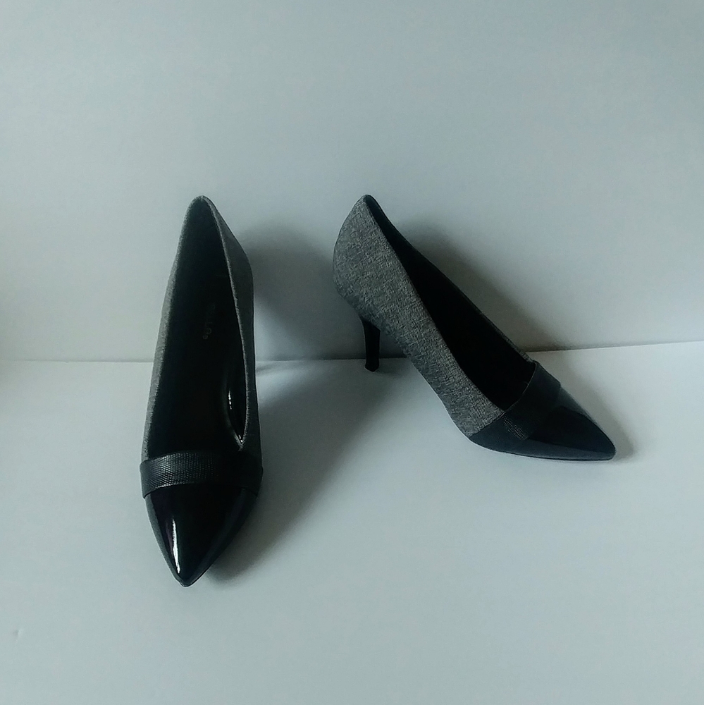Gray/ Black Twill Pump Size 10W